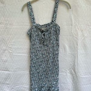 Aeropostale floral dress in large